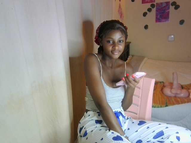 Ambrosiana live cam on BongaCams