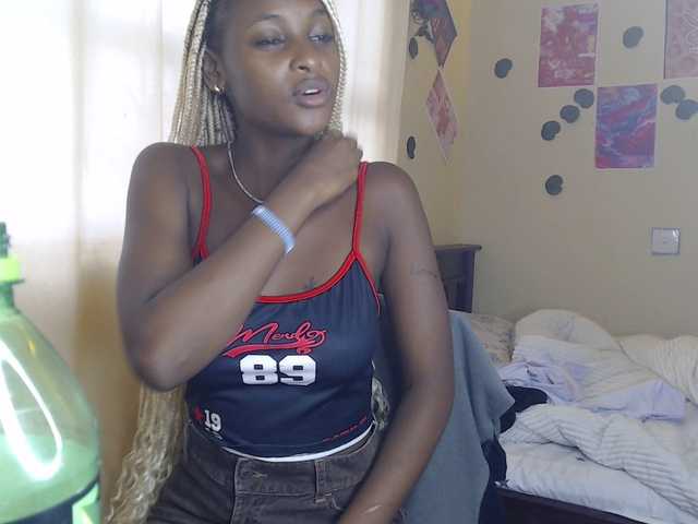 Ambrosiana live webcam show