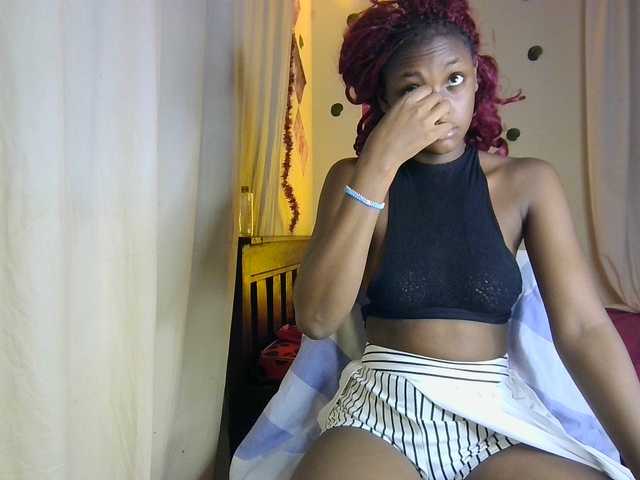 Ambrosiana live cam on BongaCams