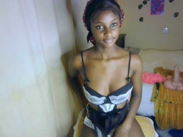 Ambrosiana live cam on BongaCams