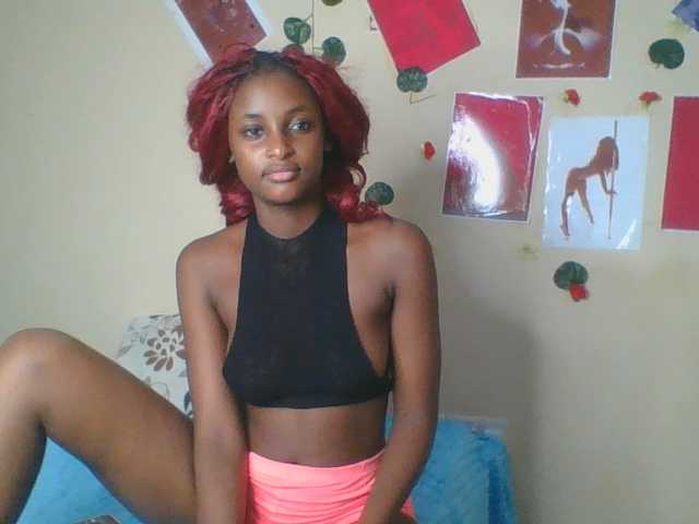 Ambrosiana live cam on BongaCams