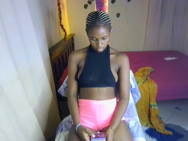 Ambrosiana live cam on BongaCams