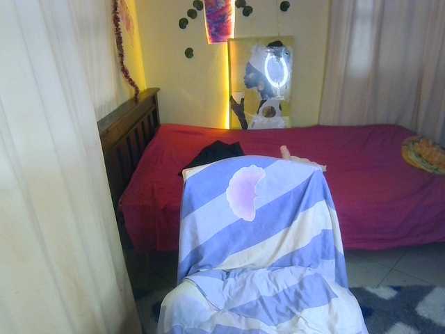 Ambrosiana live cam on BongaCams