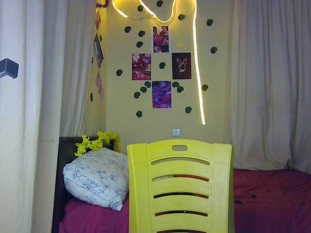 Ambrosiana's BongaCams show and profile