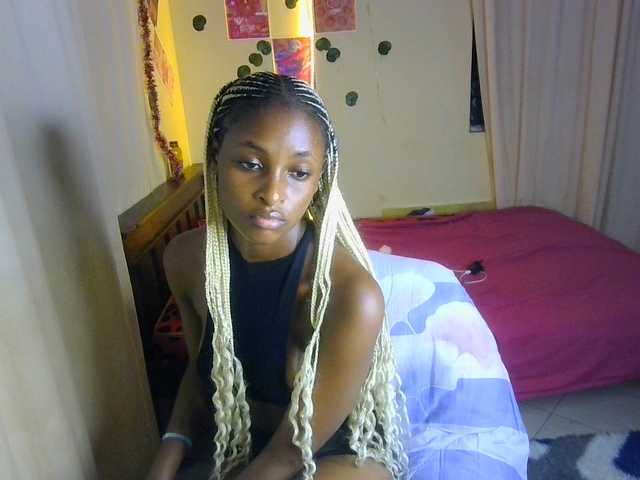 Ambrosiana live cam on BongaCams