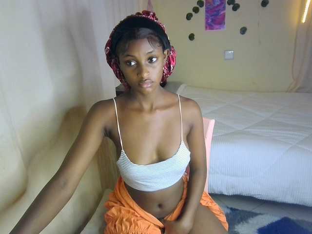 Ambrosiana live cam on BongaCams