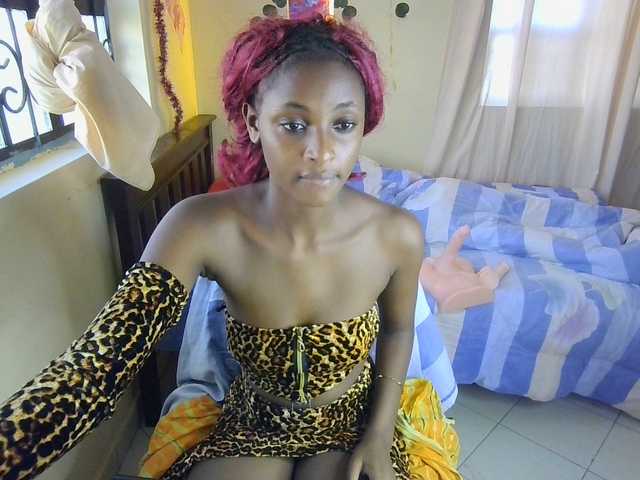 Ambrosiana live cam on BongaCams