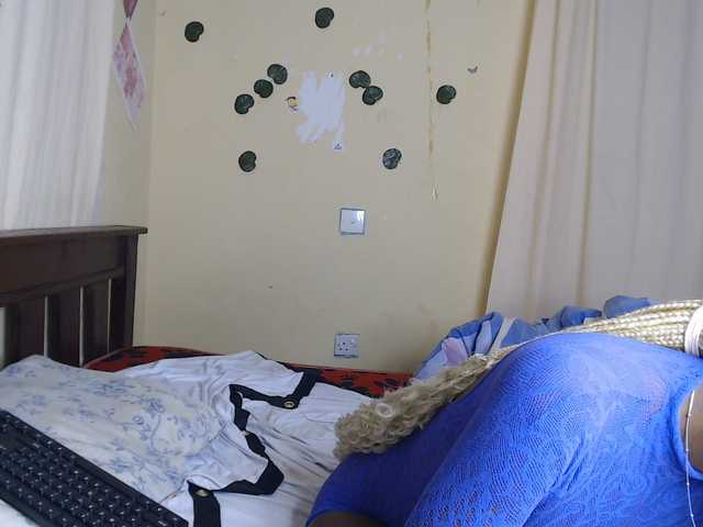 Ambrosiana live cam on BongaCams