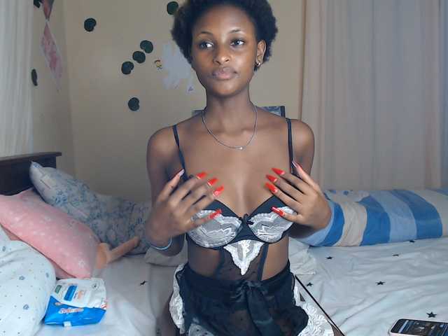 Ambrosiana live cam on BongaCams