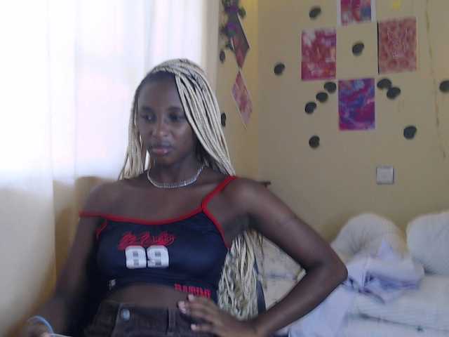 Ambrosiana live webcam show