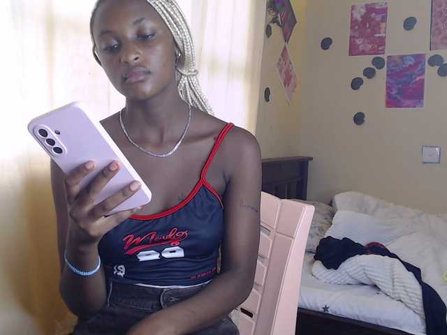 Ambrosiana live cam on BongaCams