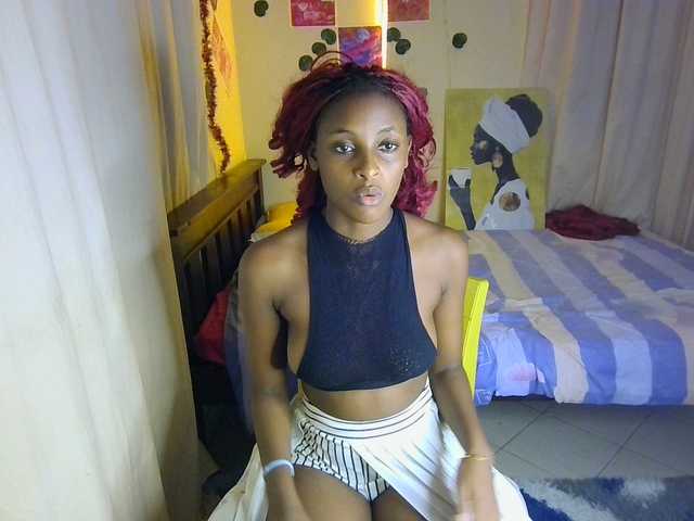Ambrosiana live cam on BongaCams