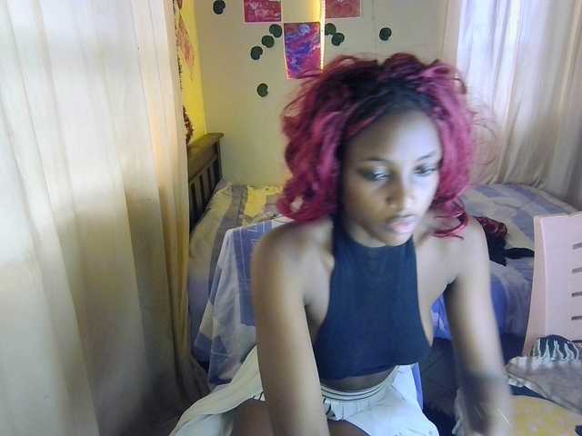 Ambrosiana live cam on BongaCams