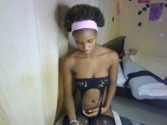 Ambrosiana live cam on BongaCams