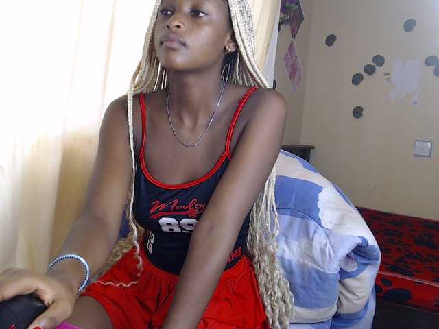 Ambrosiana live cam on BongaCams
