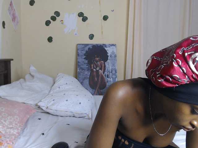 Ambrosiana live cam on BongaCams