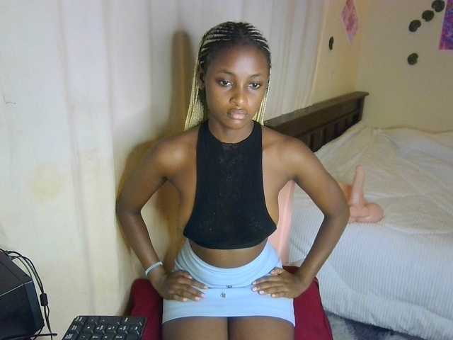 Ambrosiana live cam on BongaCams