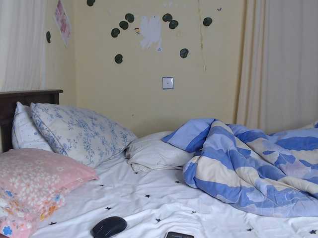 Ambrosiana live cam on BongaCams