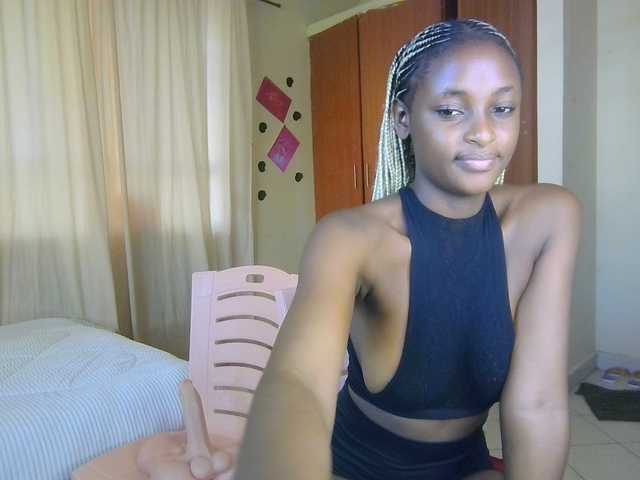 Ambrosiana live cam on BongaCams
