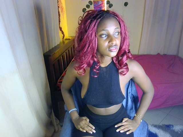 Ambrosiana live cam on BongaCams