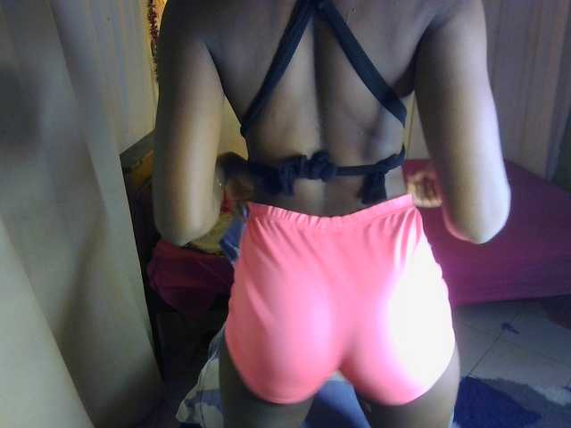 Ambrosiana live cam on BongaCams