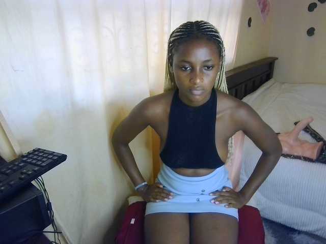 Ambrosiana live cam on BongaCams