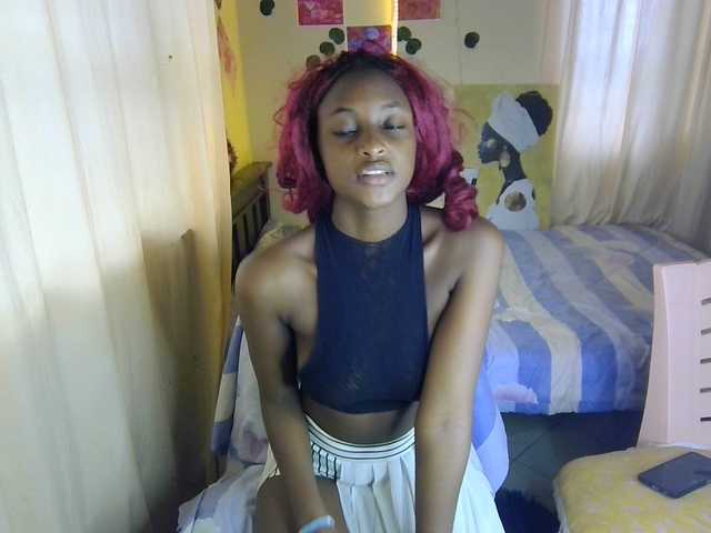 Ambrosiana live cam on BongaCams