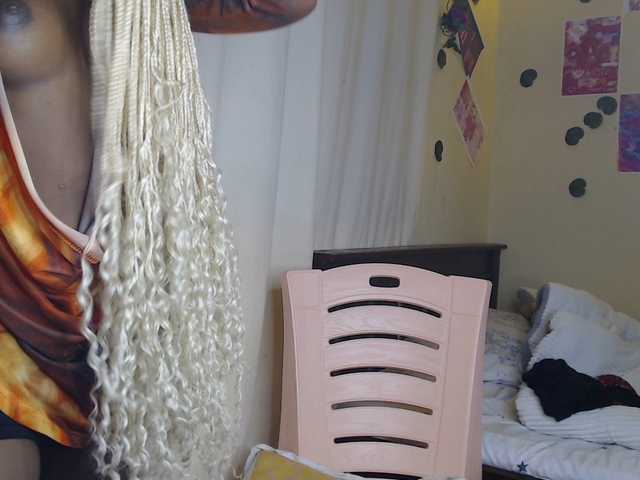 Ambrosiana live cam on BongaCams