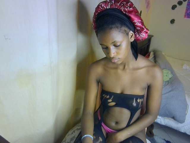 Ambrosiana live cam on BongaCams