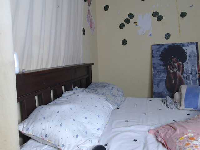 Ambrosiana live cam on BongaCams