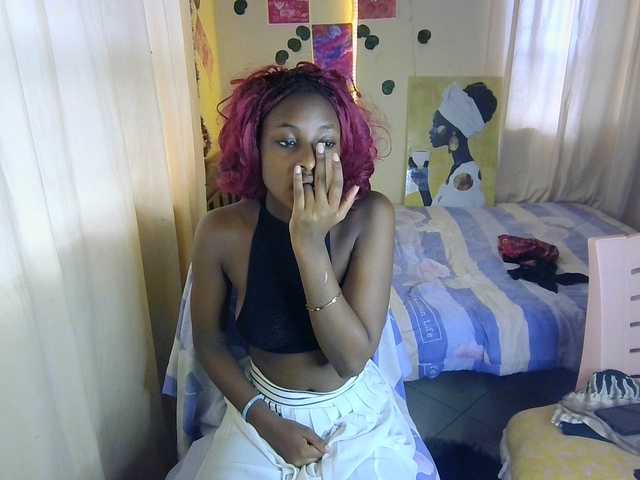 Ambrosiana live cam on BongaCams