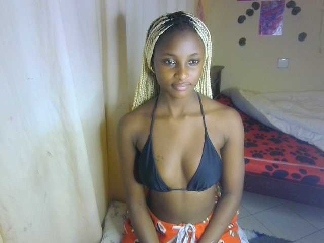 ambrosiana live sex show