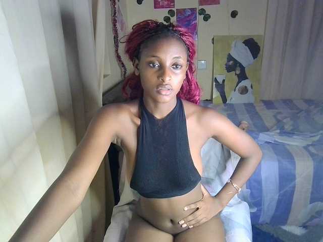 Ambrosiana live cam on BongaCams