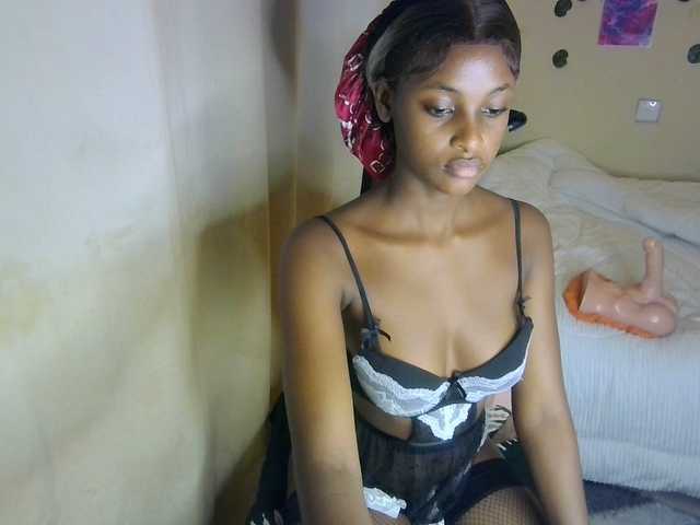 Ambrosiana live cam on BongaCams
