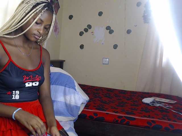 Ambrosiana live cam on BongaCams