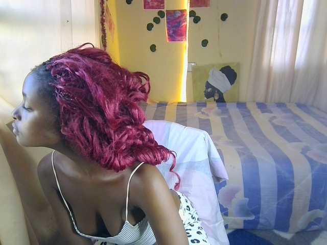Ambrosiana live cam on BongaCams
