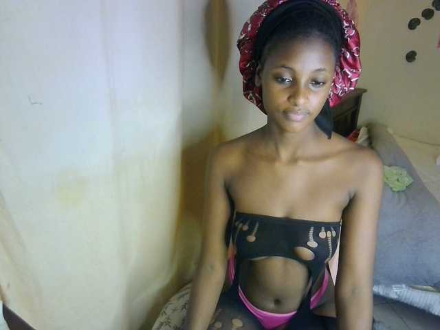 Ambrosiana live cam on BongaCams