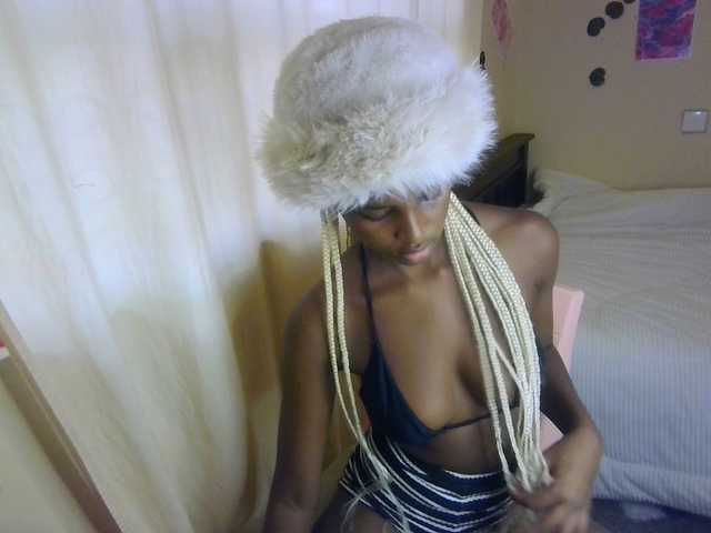 Ambrosiana live cam on BongaCams