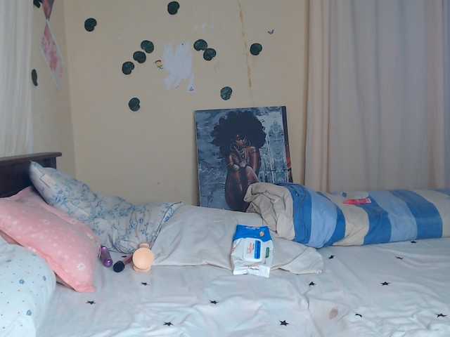 Ambrosiana live cam on BongaCams