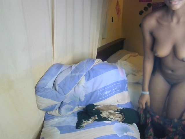 Ambrosiana live cam on BongaCams