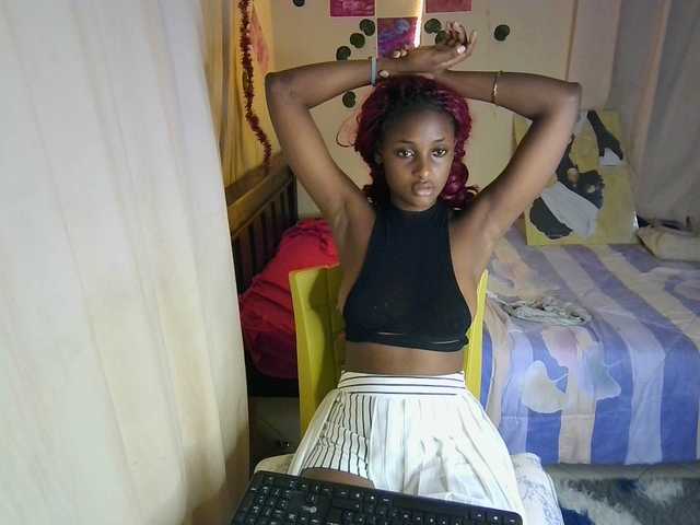 Ambrosiana live cam on BongaCams