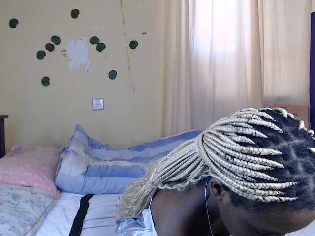 Ambrosiana live cam on BongaCams