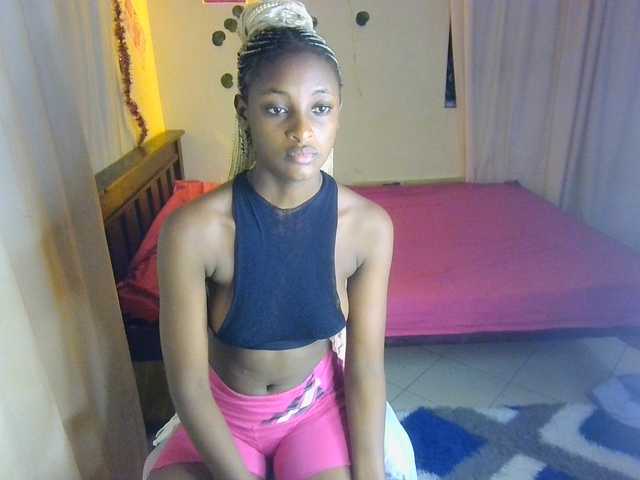 Ambrosiana live cam on BongaCams