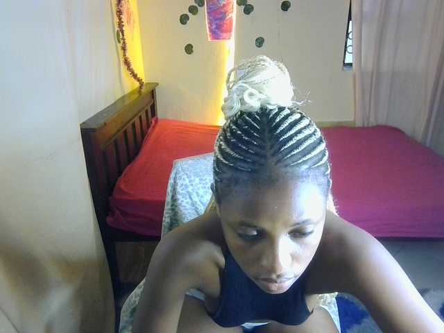 Ambrosiana live cam on BongaCams