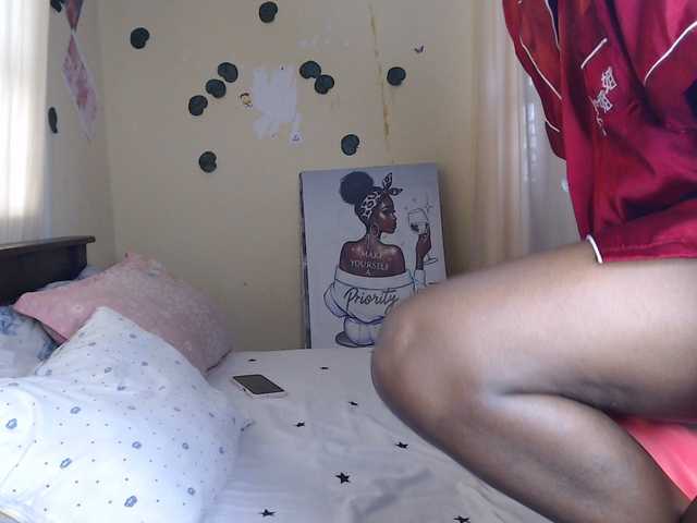 Ambrosiana live cam on BongaCams