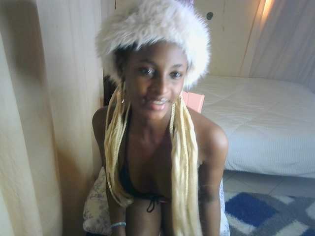 Ambrosiana live cam on BongaCams