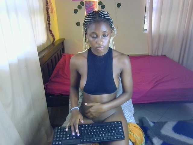 Ambrosiana live cam on BongaCams