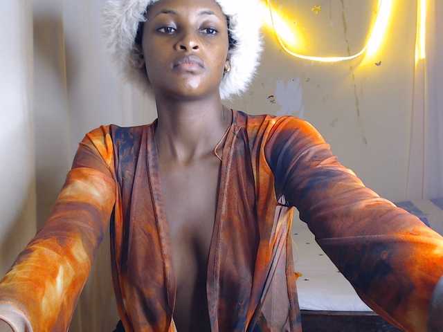 Ambrosiana live cam on BongaCams