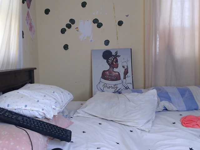 Ambrosiana live cam on BongaCams