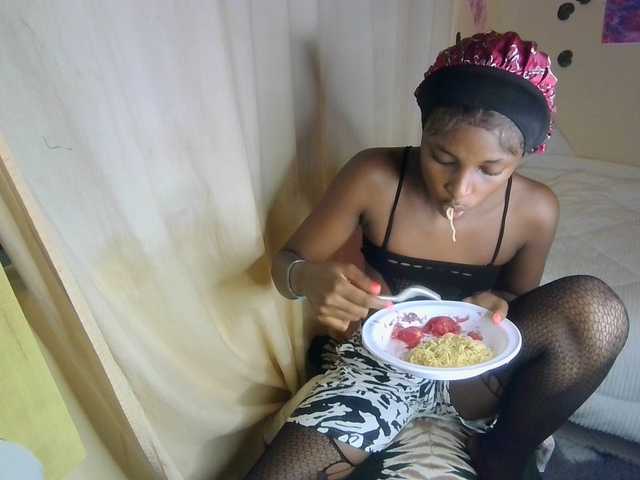 Ambrosiana live cam on BongaCams